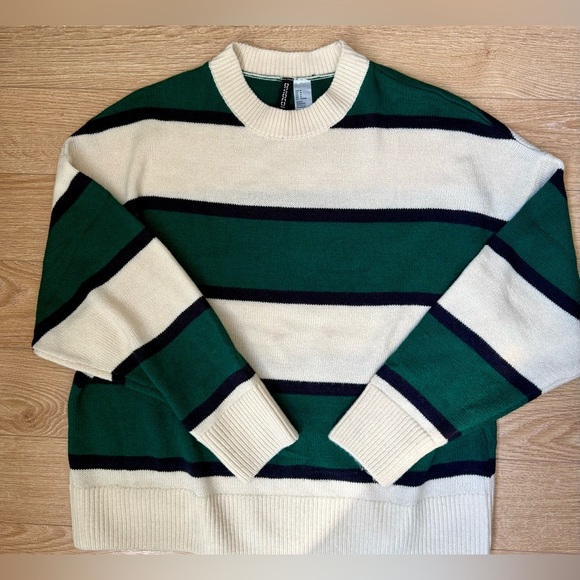 3/$30 - H&M DIVIDED - Green and Cream Beige Striped Sweater - Picture 2 of 6